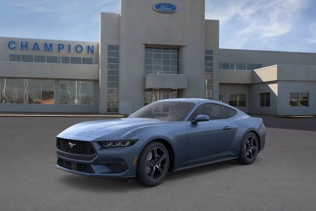 2025 Ford Mustang EcoBoost photo 1