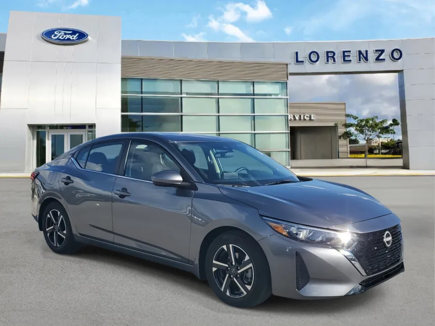 2025 Nissan Sentra SV photo 1