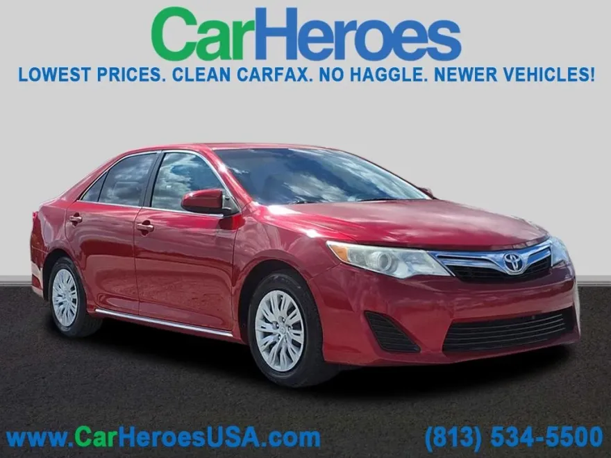 2012 Toyota Camry LE photo 1