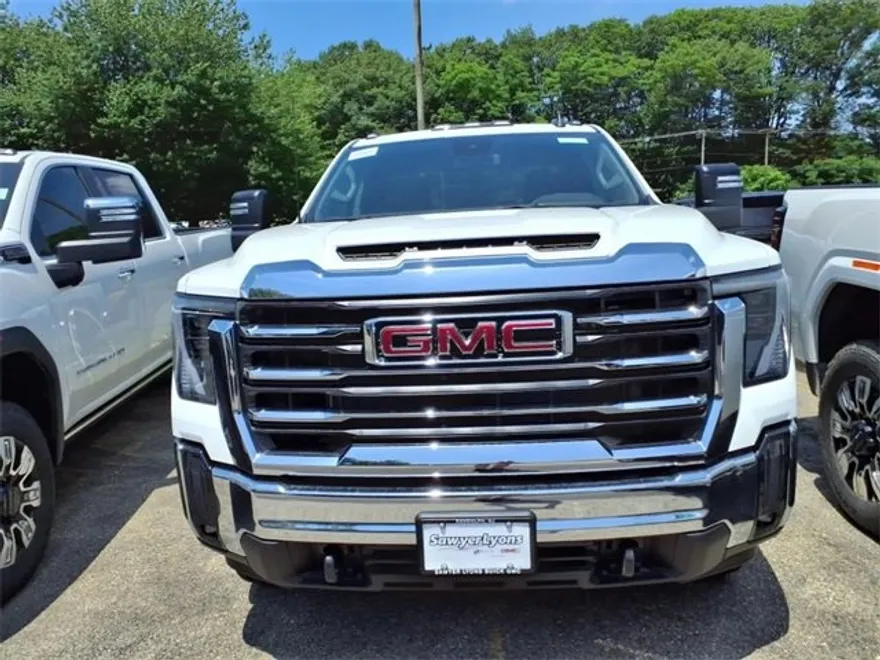 2025 Gmc Sierra 2500 HD SLE photo 1