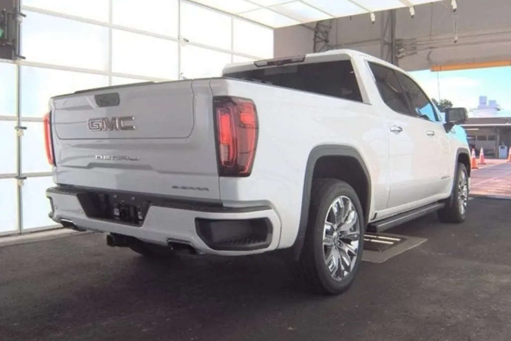 2023 Gmc Sierra 1500 Denali photo 1