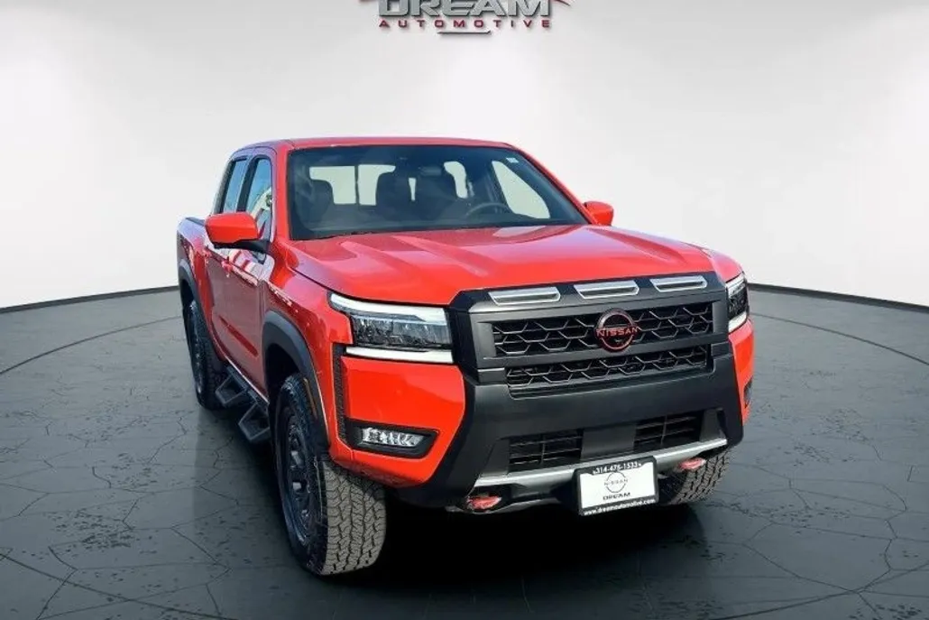 2025 Nissan Frontier Crew Cab PRO-4X photo 1