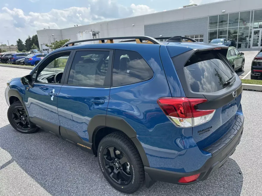 2025 Subaru Forester Wilderness photo 1