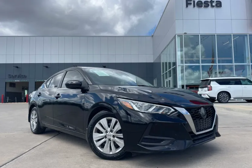 2022 Nissan Sentra S photo 1