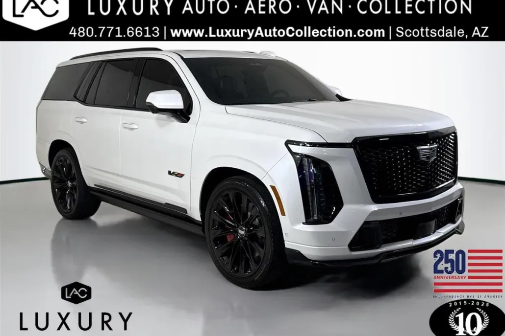 2025 Cadillac Escalade V-Series photo 1