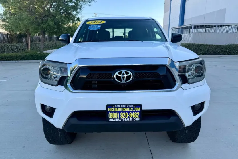 2014 Toyota Tacoma Double Cab PreRunner photo 1