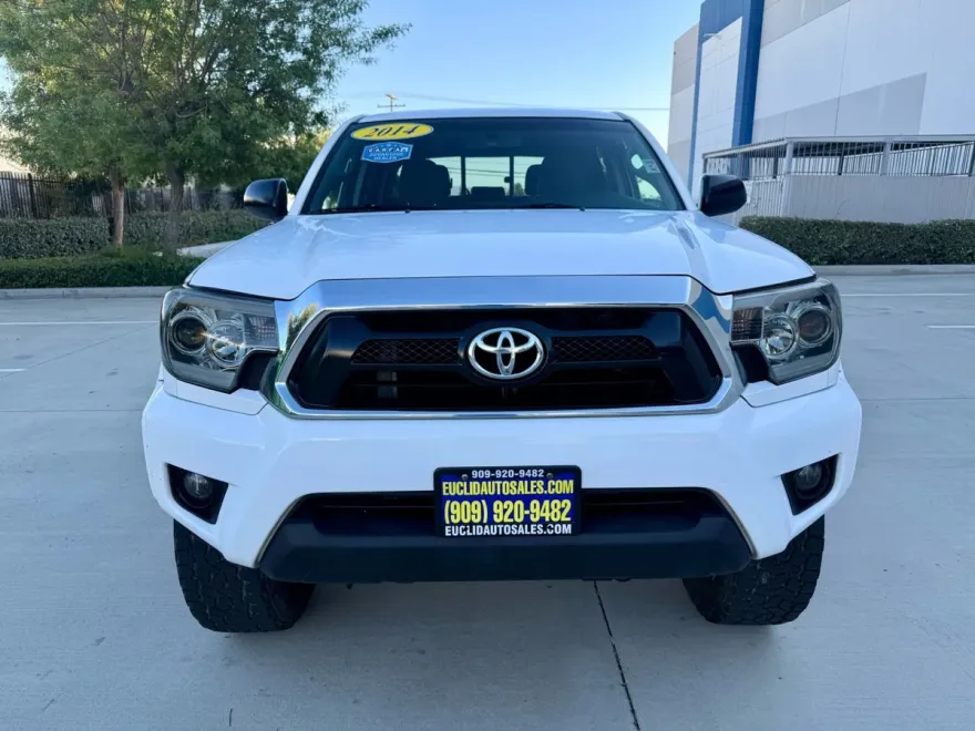 2014 Toyota Tacoma Double Cab PreRunner photo 1
