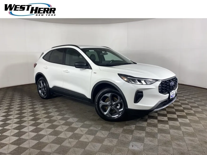 2025 Ford Escape ST-Line photo 1