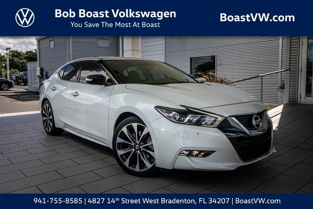 2016 Nissan Maxima SR photo 1