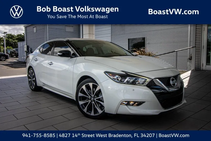 2016 Nissan Maxima SR photo 1