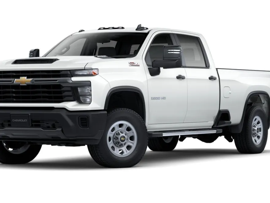 2025 Chevrolet Silverado 3500HD photo 1