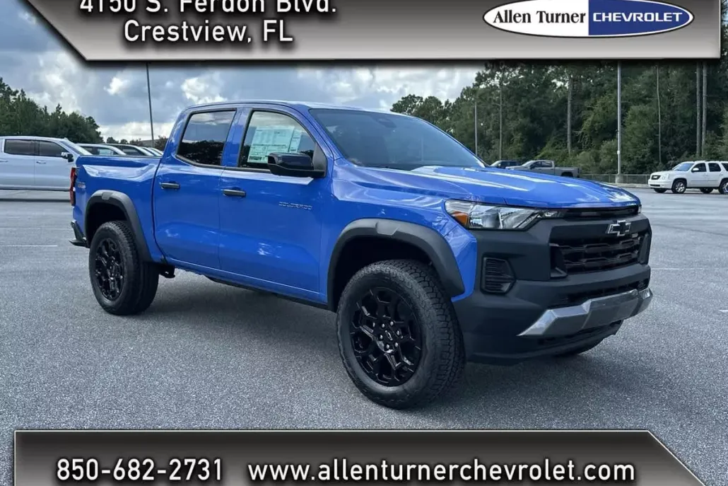 2026 Chevrolet Colorado Trail Boss photo 1