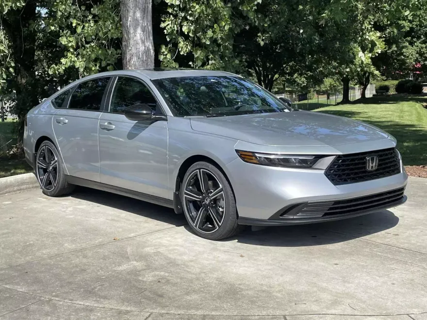 2025 Honda Accord Hybrid Sport photo 1