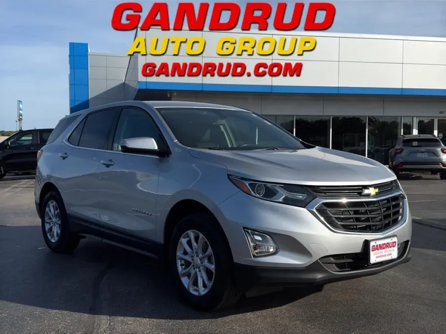 2019 Chevrolet Equinox LT photo 1