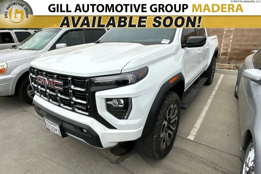 2024 Gmc Canyon AT4 photo 1