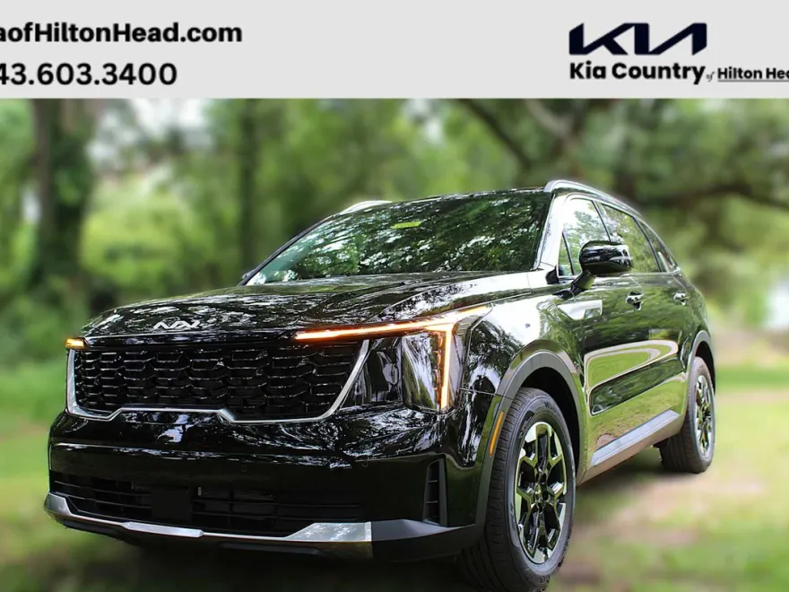 2025 Kia Sorento S photo 1