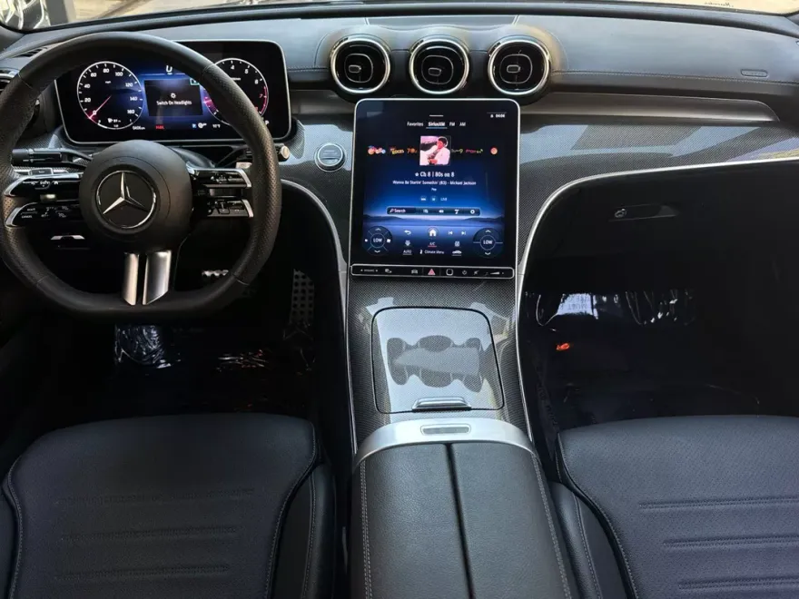 2023 Mercedes Benz C 300 photo 1