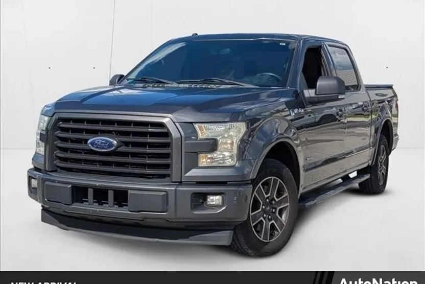 2017 Ford F-150 XLT photo 1