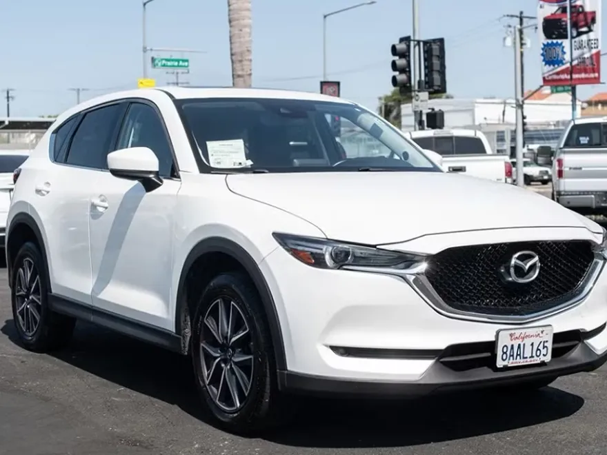 2017 Mazda CX-5 Grand Touring Select photo 1