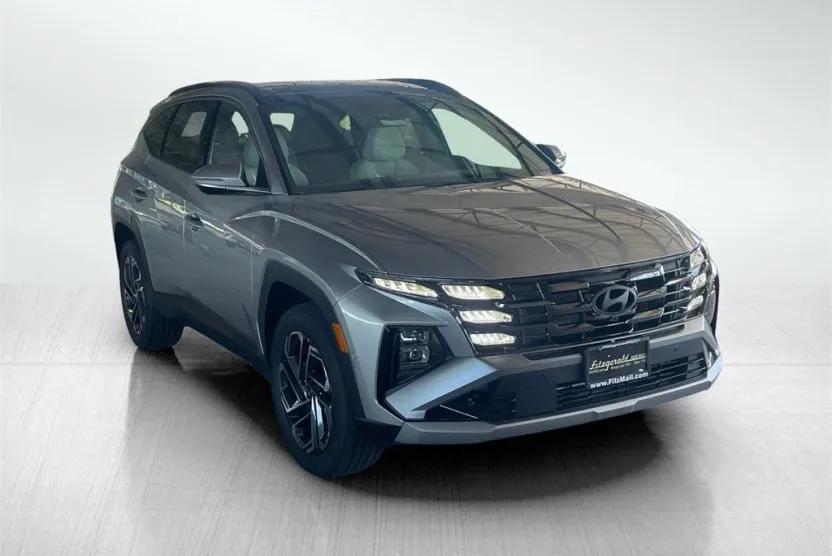 2026 Hyundai Tucson Hybrid Limited photo 1