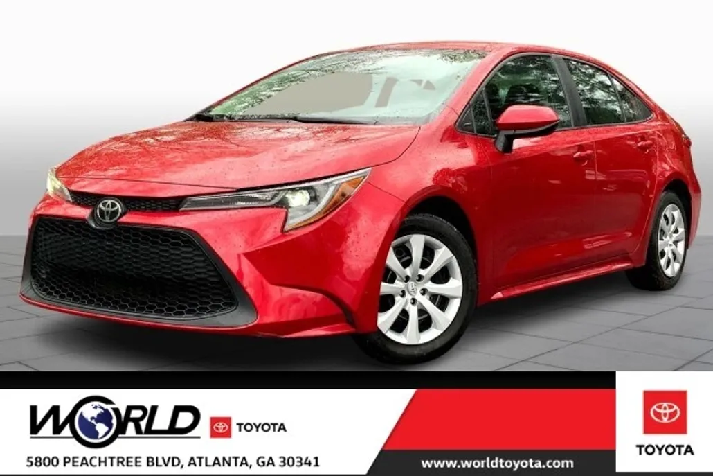 2021 Toyota Corolla LE photo 1