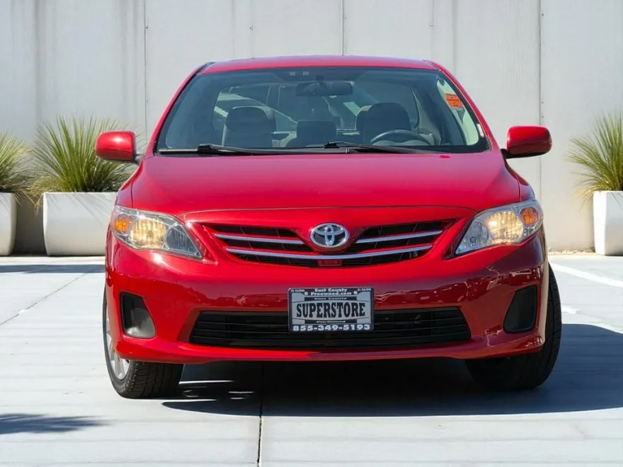2013 Toyota Corolla L photo 1