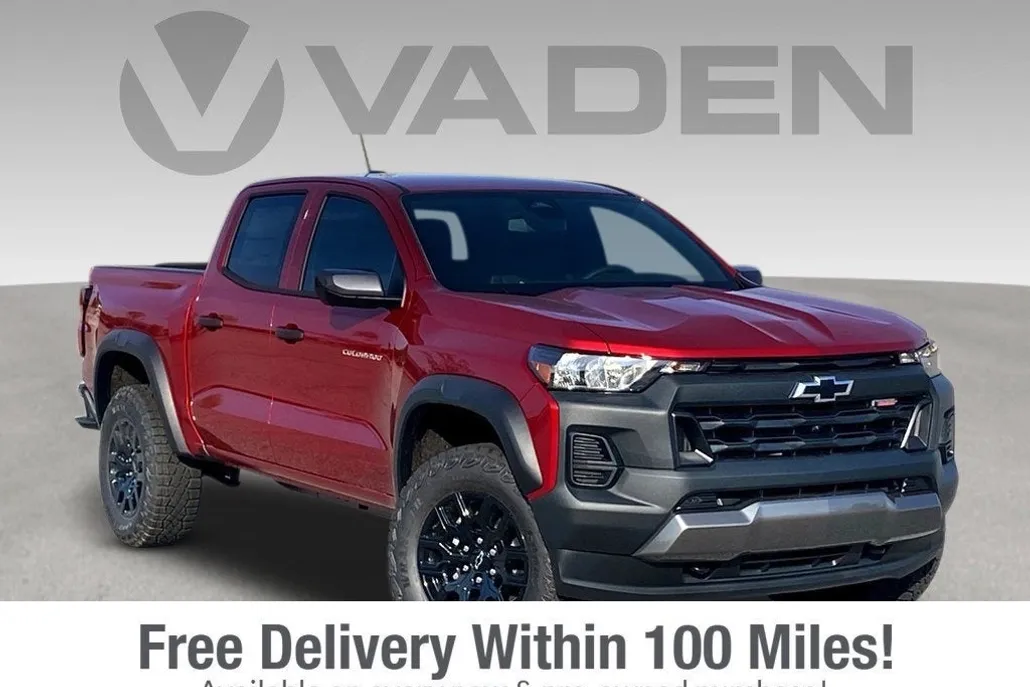 2025 Chevrolet Colorado Trail Boss photo 1