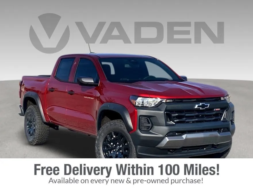 2025 Chevrolet Colorado Trail Boss photo 1