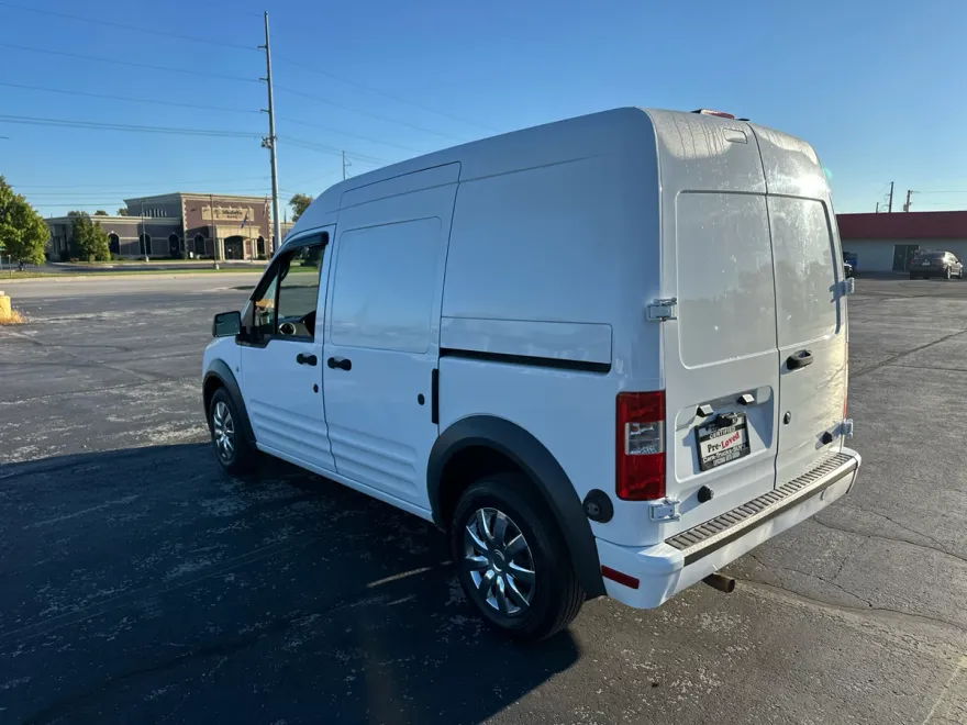 2011 Ford Transit Connect XLT photo 1
