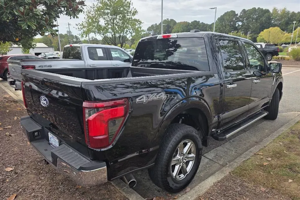 2024 Ford F-150 XLT photo 1