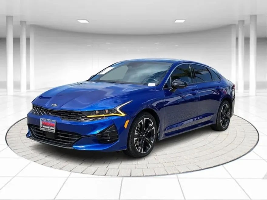 2021 Kia K5 GT-Line photo 1