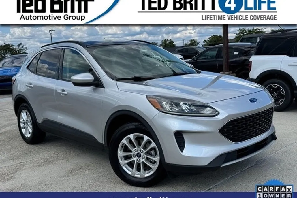 2020 Ford Escape SE photo 1