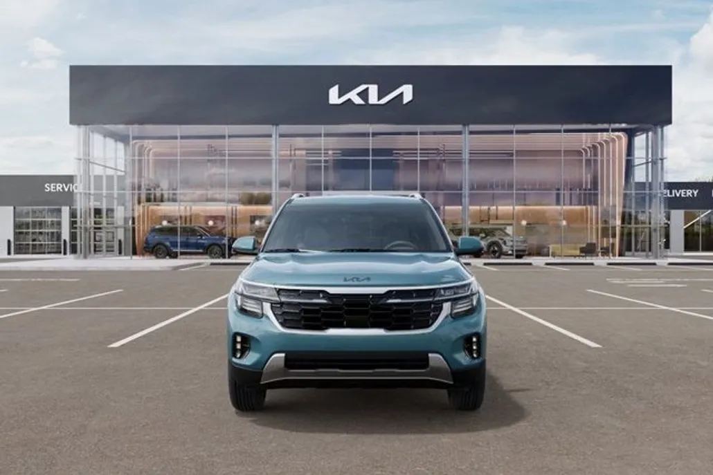 2025 Kia Seltos SX photo 1