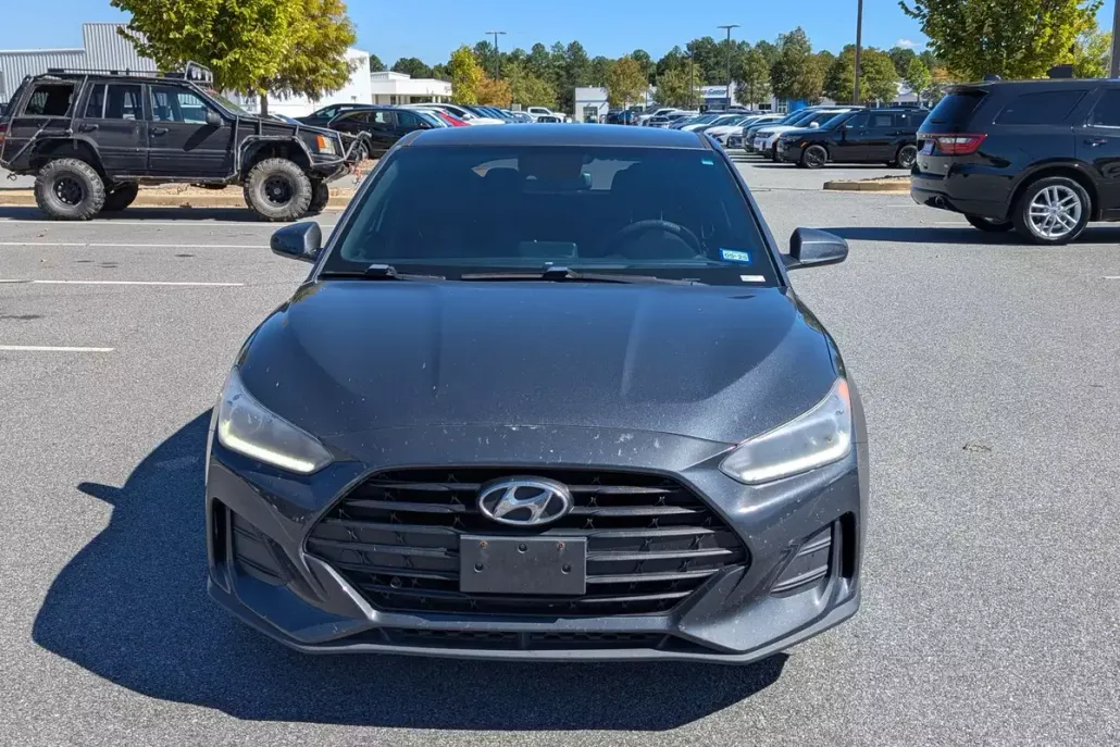 2019 Hyundai Veloster 2.0L Premium photo 1