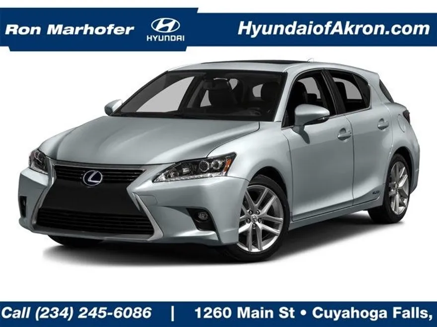 2016 Lexus CT 200h photo 1