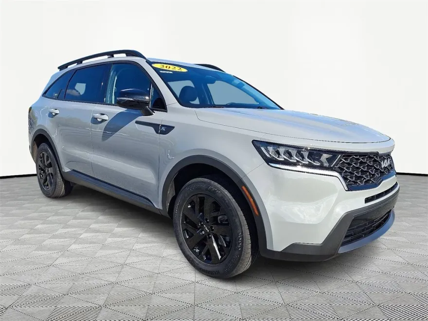 2022 Kia Sorento S photo 1