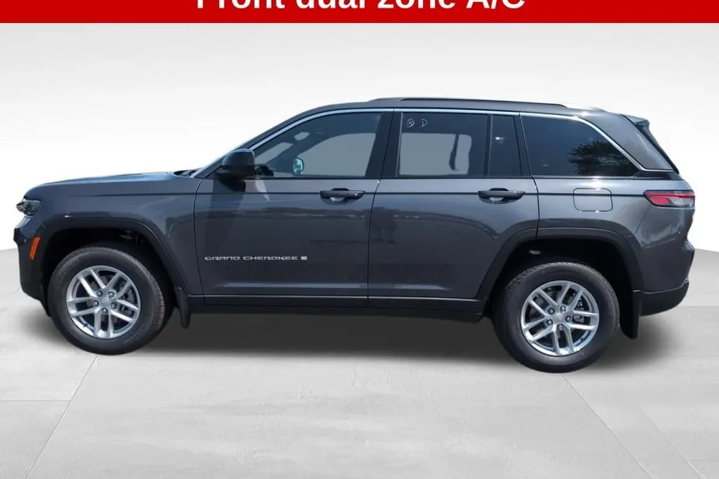 2025 Jeep Grand Cherokee Laredo X photo 1