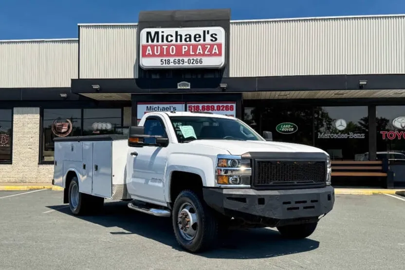 2017 Chevrolet Silverado 3500HD Work Truck photo 1