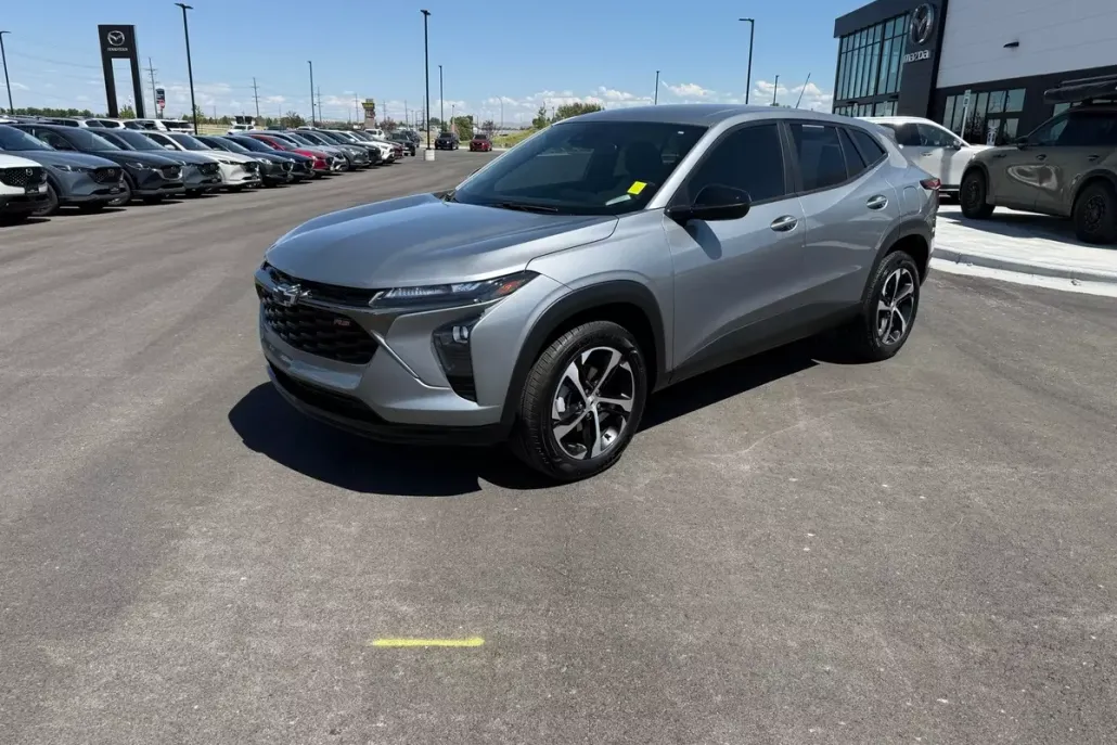 2025 Chevrolet Trax photo 1