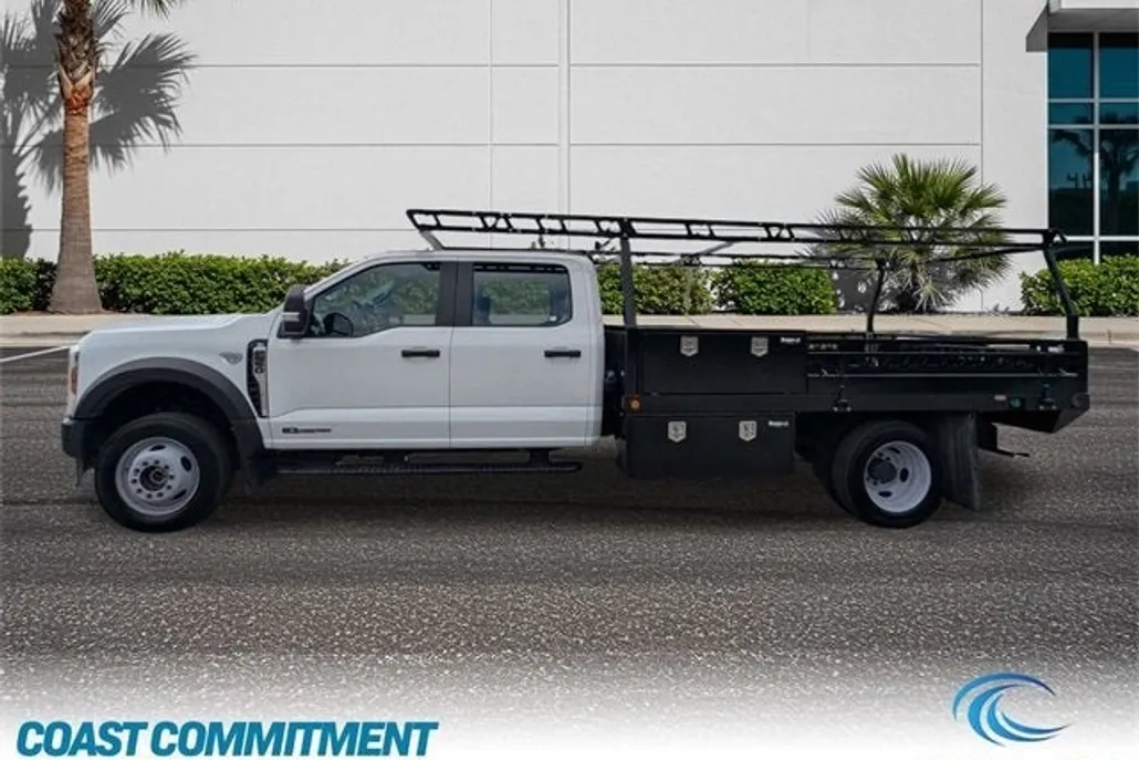2024 Ford F-550 XL photo 1