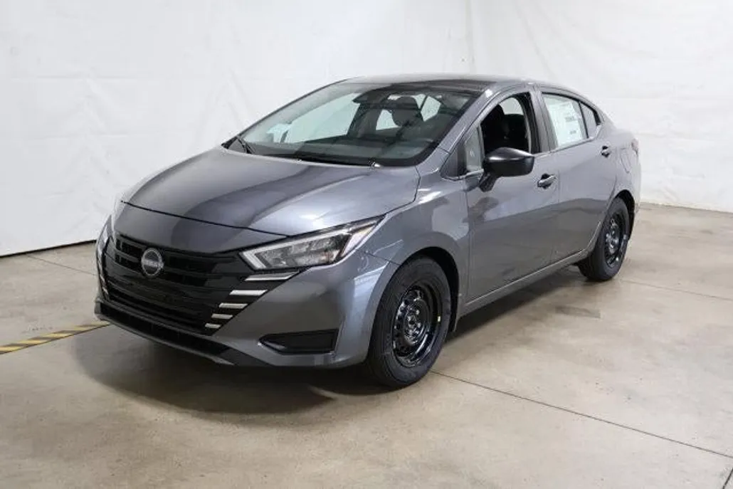 2025 Nissan Versa S photo 1