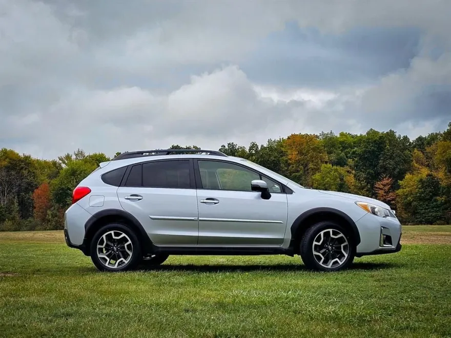 2017 Subaru Crosstrek 2.0i Limited photo 1