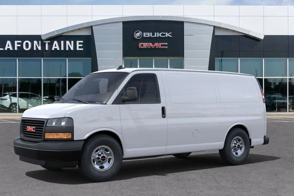 2025 Gmc Savana Cargo 2500 photo 1
