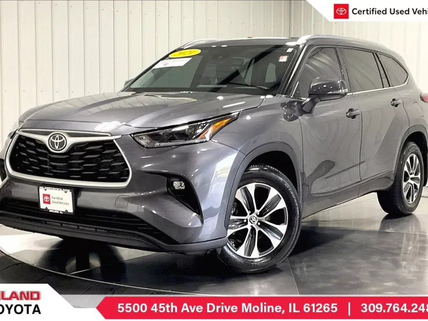 2021 Toyota Highlander XLE photo 1