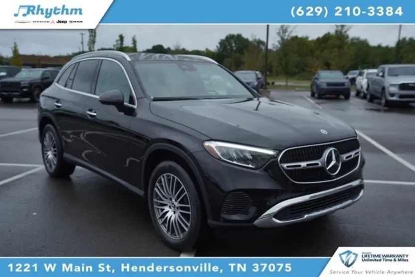 2024 Mercedes Benz GLC 300 4MATIC photo 1