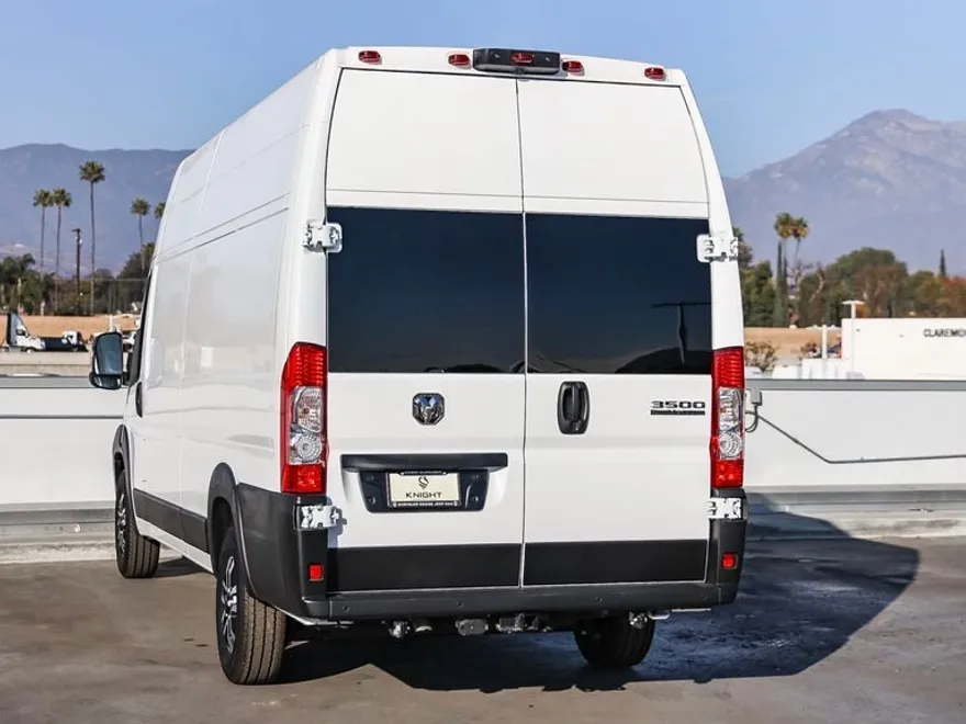 2024 Ram ProMaster 3500 photo 1
