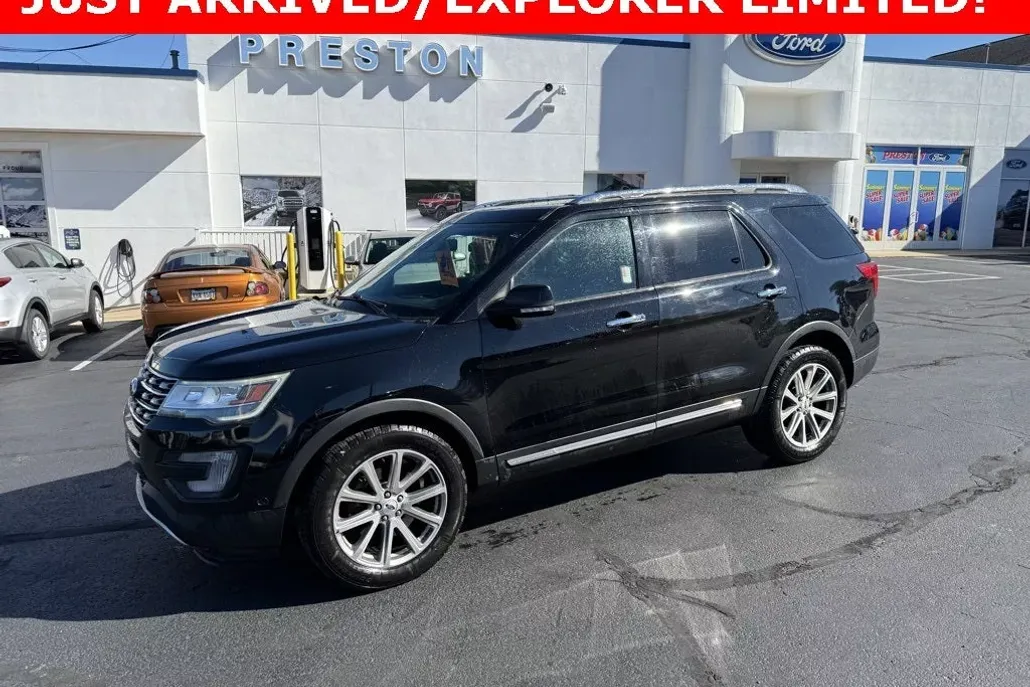 2017 Ford Explorer Limited photo 1
