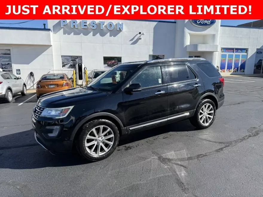 2017 Ford Explorer Limited photo 1