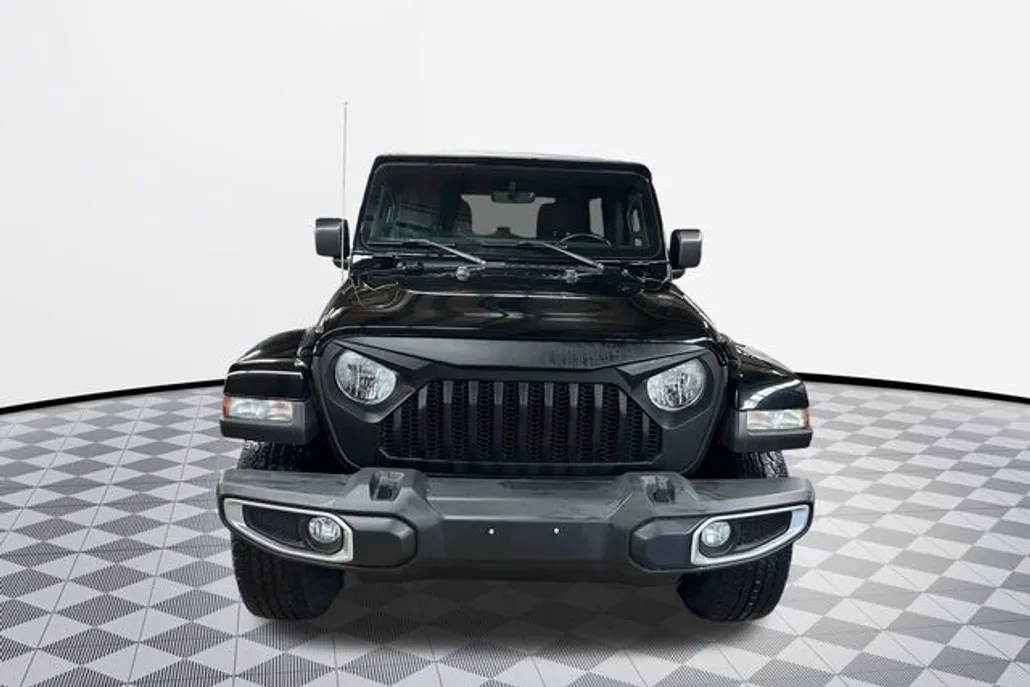 2022 Jeep Wrangler Unlimited Sahara photo 1