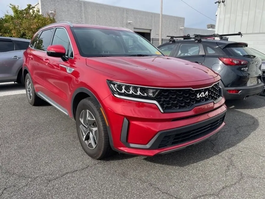 2022 Kia Sorento Hybrid S photo 1
